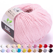 Laden Sie das Bild in den Galerie-Viewer, JEANS Fil de coton rose pâle 50g 160m
