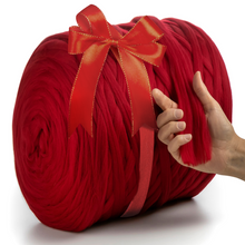 Charger l&#39;image dans la galerie, RED CHUNKY MERINO WOOL 2 CM, 23 MICRON
