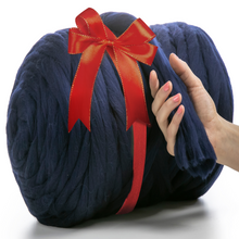 Load image into Gallery viewer, DARK BLUE SUPER CHUNKY MERINO WOOL 4-5 CM, 25 MICRONS
