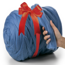 Load image into Gallery viewer, LIGHT BLUE SUPER CHUNKY MERINO WOOL 4-5 CM, 25 MICRONS
