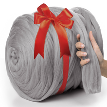 Load image into Gallery viewer, LIGHT GREY SUPER CHUNKY MERINO WOOL 4-5 CM, 25 MICRONS
