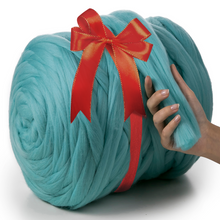 Load image into Gallery viewer, OCEAN SUPER CHUNKY MERINO WOOL 4-5 CM, 25 MICRONS
