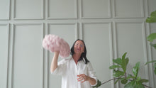 Load and play video in Gallery viewer, POWDER PINK SUPER CHUNKY MERINO WOOL 4-5 CM, 25 MICRONS
